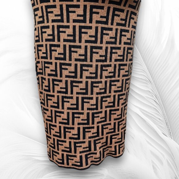 New Women’s Beige And Black Knit Bodycon Midi Skirt Geometric Pattern Size: S - Picture 4 of 10